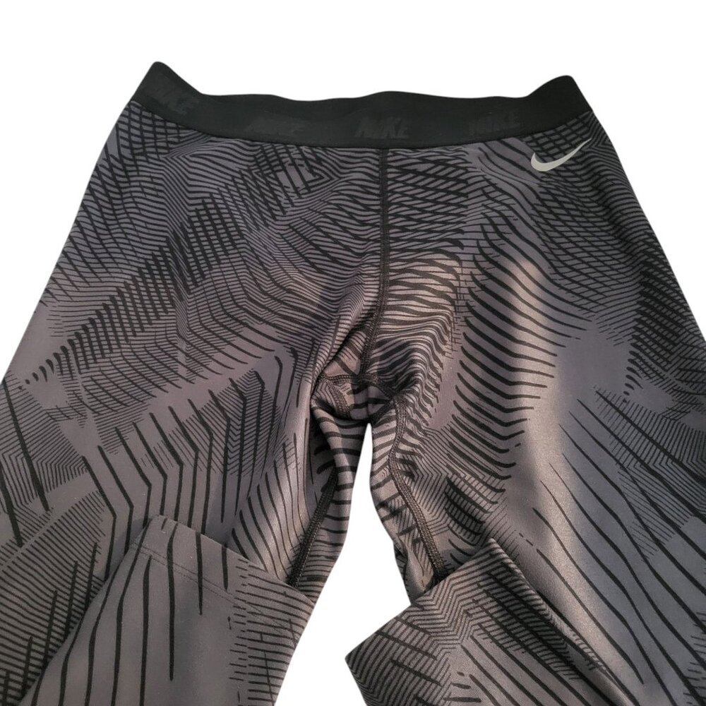 Nike leggings,size med,Black Stripe
